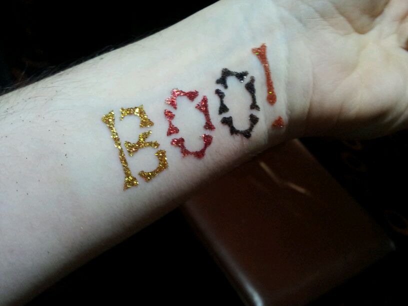 Halloween glitter tattoo designs Halloween glitter tattoo designs